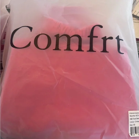 NWT Comfrt Airplane Travel Hoodie -Crimson Size Med - Picture 5 of 6